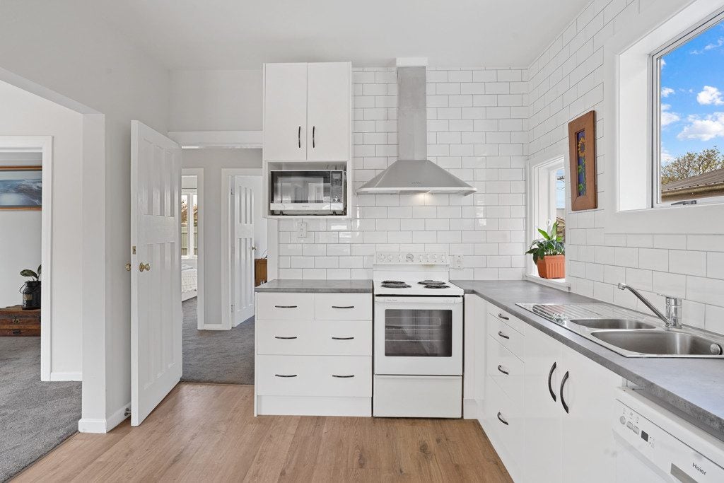 1/9 Nicholls Street, Richmond, Christchurch - Carousel 1