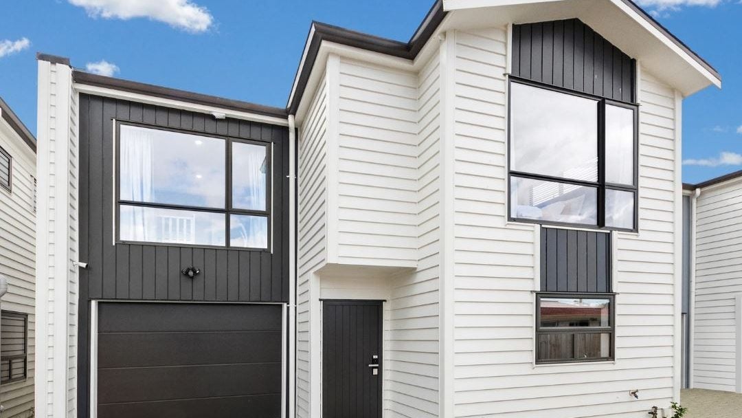 10C George Street, Mangere East, Auckland - Carousel 1