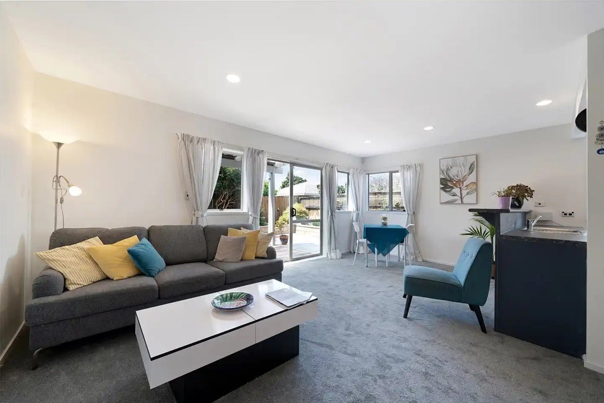 10/103 Swanson Road, Henderson, Auckland - Carousel 1