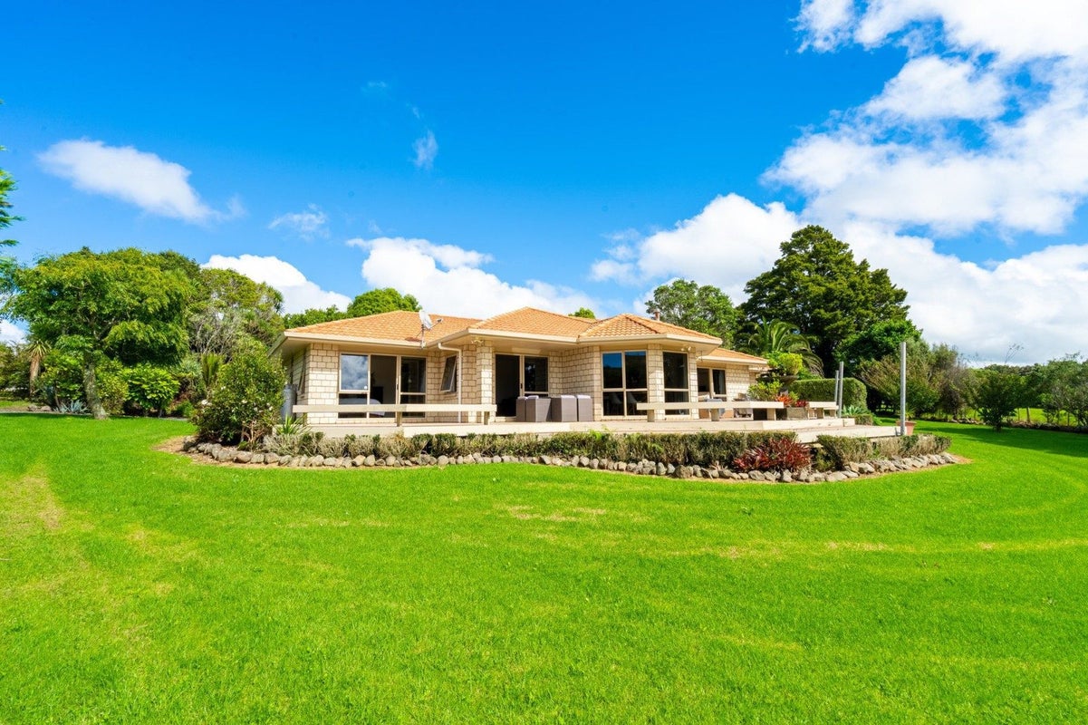 41 Tremain Road, Whangarei - Carousel 1