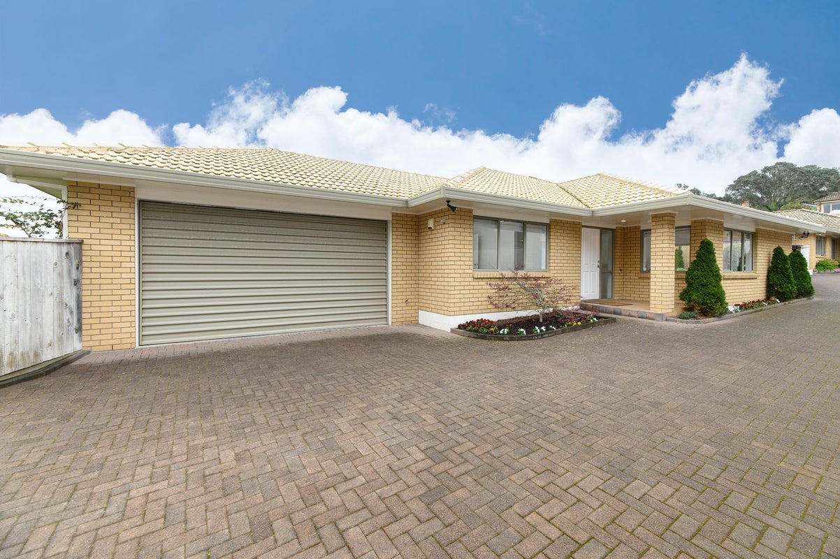 2/52 Turama Road, Royal Oak, Auckland - Carousel 1