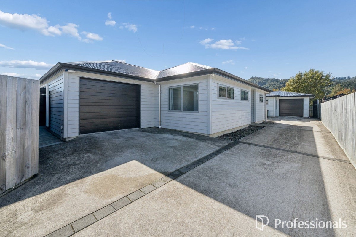 37A Main Road, Wainuiomata, Lower Hutt - Carousel 1