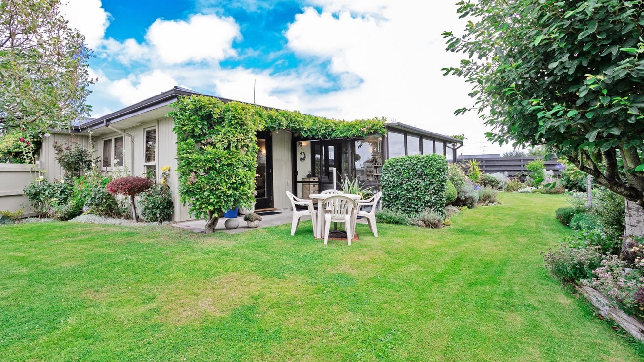 52 Ross Street, Grasmere, Invercargill - Carousel 1