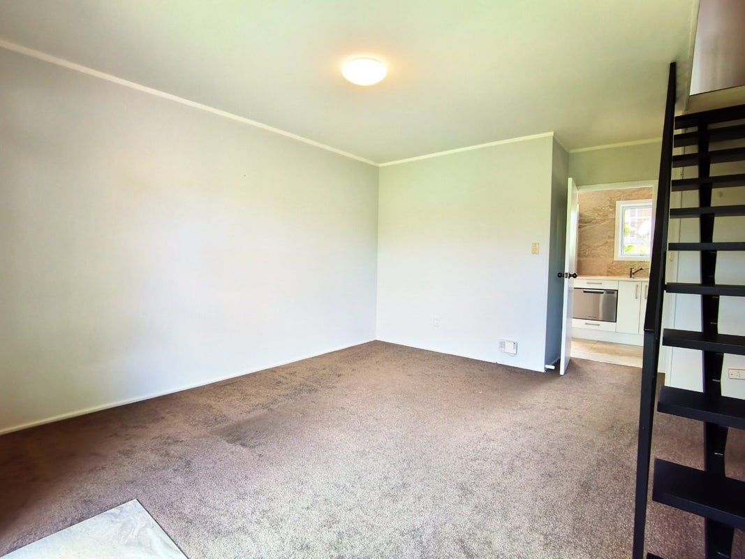 1/43 Grange Road, Mount Eden, Auckland - Carousel 2