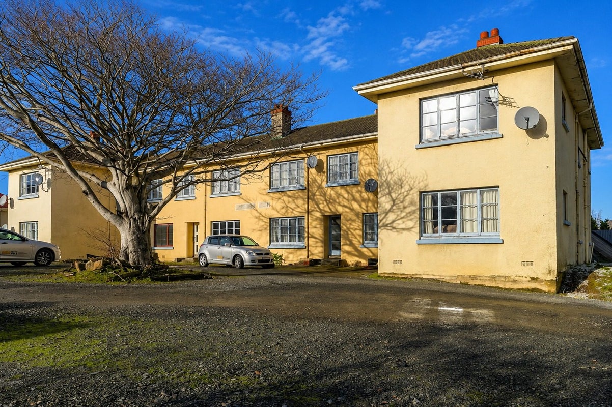 335 Dee Street, Avenal, Invercargill - Carousel 1