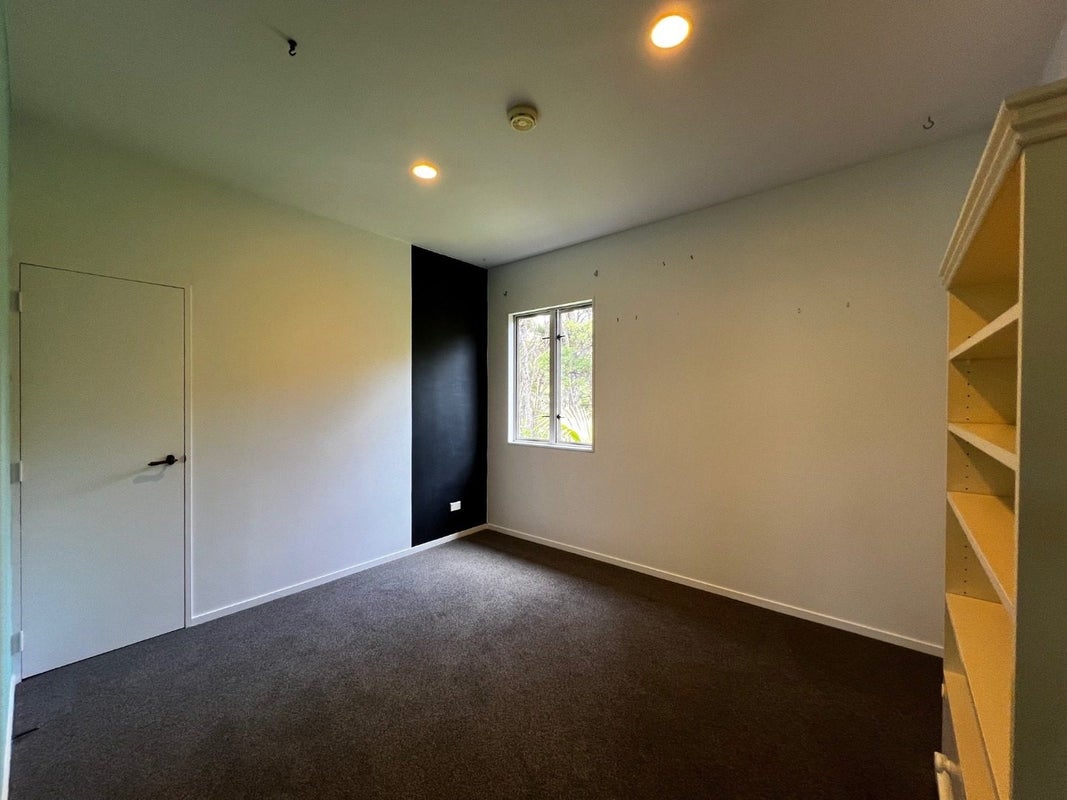 14 Daldys Bush Lane, Bayview, Auckland - Carousel 15