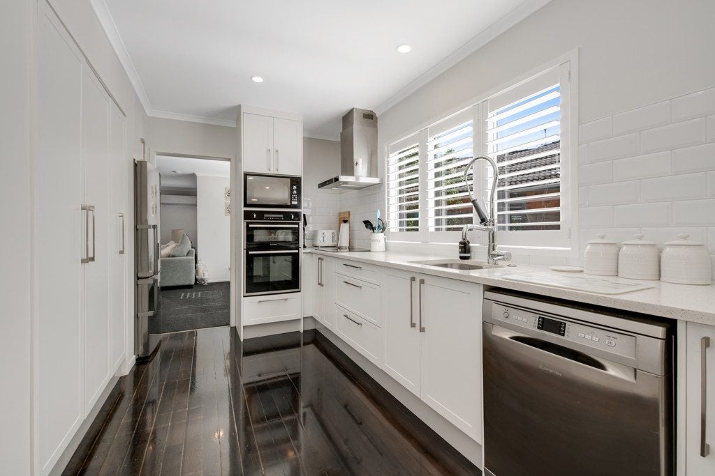 3 Lagoon View, Gulf Harbour, Whangaparaoa - Carousel 2