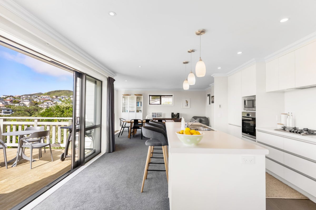 196 Mclintock Street North, Johnsonville, Wellington, Wellington - Carousel 2