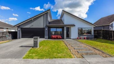 10 Brumbie Way, Karaka, Papakura - Carousel 1