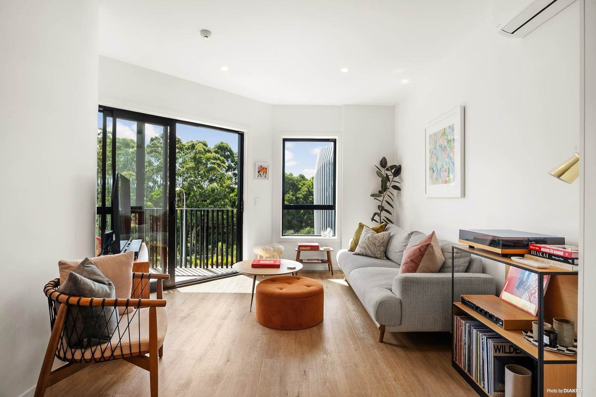 206/1C Oakley Avenue, Waterview, Auckland - Carousel 1