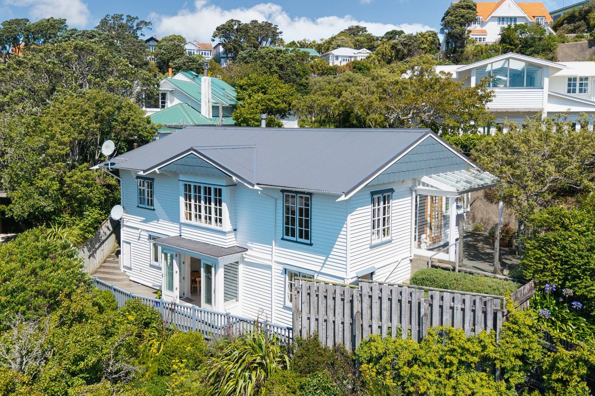 68 Upland Road, Kelburn, Wellington - Carousel 1