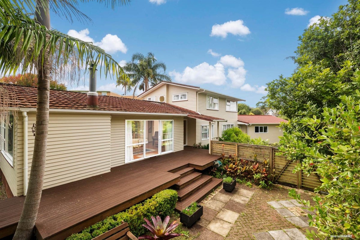 82 Marlborough Avenue, Glenfield, Auckland - Carousel 2