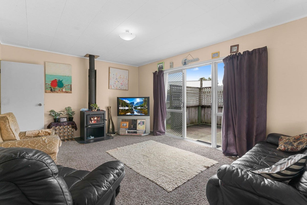 117 Smeaton Drive, Raumanga, Whangarei - Carousel 2