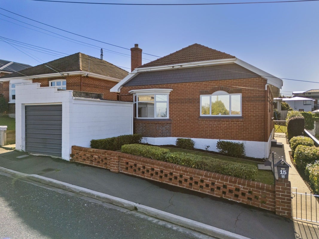 15 Wills Street, Balaclava, Dunedin - Carousel 1