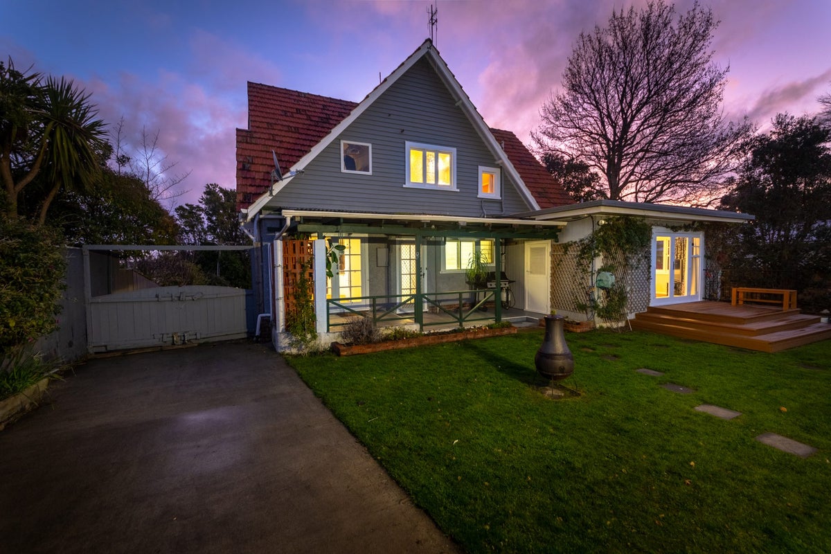 151 Ruahine Street, Roslyn, Palmerston North - Carousel 2