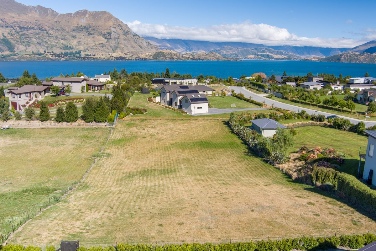 24 Minaret Ridge, Wanaka, Wanaka - Carousel 1