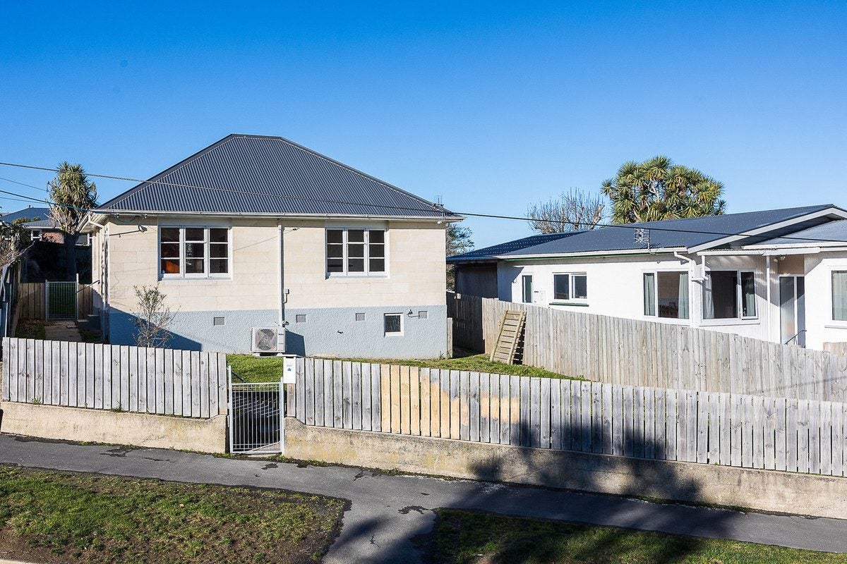 244 Pine Hill Road, Dalmore, Dunedin - Carousel 1