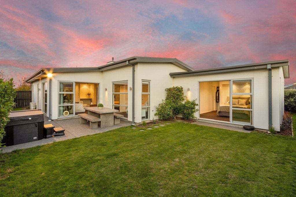 5 Rawnsley Terrace, Wigram, Christchurch - Carousel 1