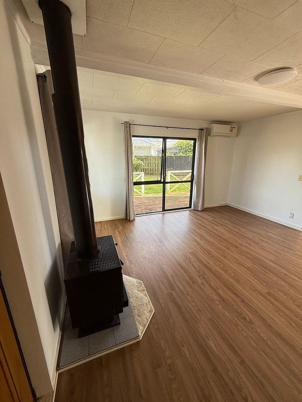 22 Oratu Place, Manurewa, Auckland - Carousel 1
