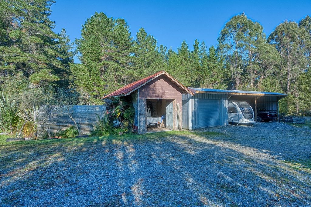 89 Russell Road, Kaniere, Hokitika - Carousel 2