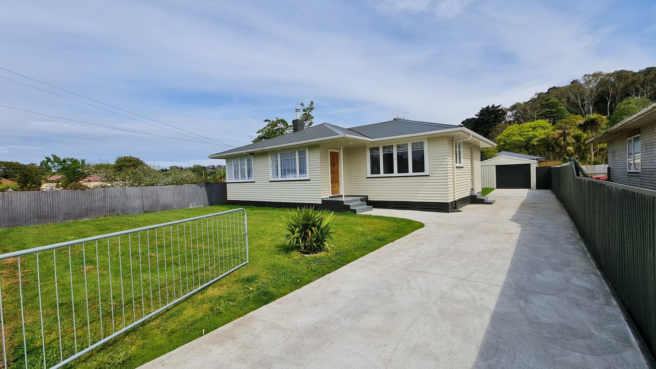 9 Hylton Street, Aramoho, Whanganui - Carousel 2