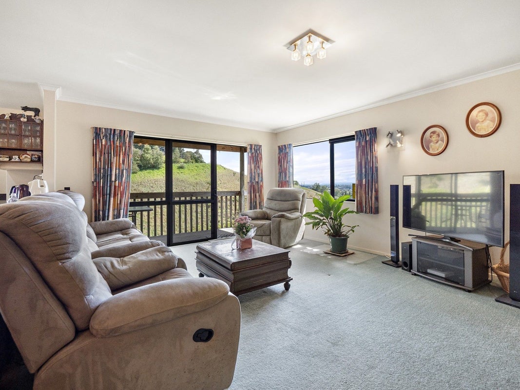 361K Kaitemako Road, Welcome Bay, Tauranga - Carousel 2