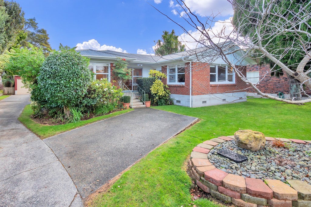 4 James Place, Opaheke, Papakura - Carousel 20