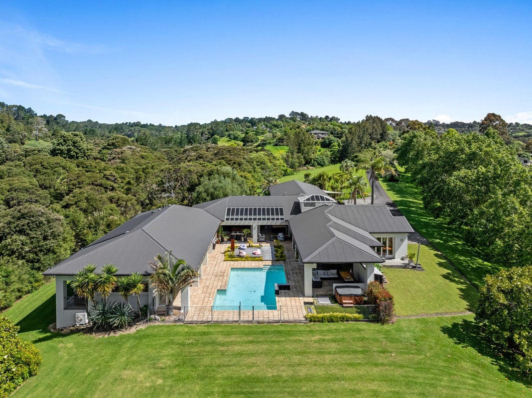 50 Rodeo Drive, Albany - Carousel 1