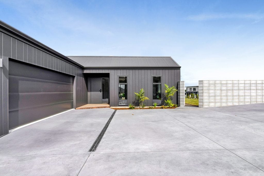 80 Parklands Avenue, Bell Block, New Plymouth - Carousel 37