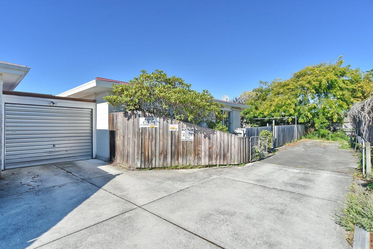 2/5 Tamarisk Place, Parklands, Christchurch - Carousel 19