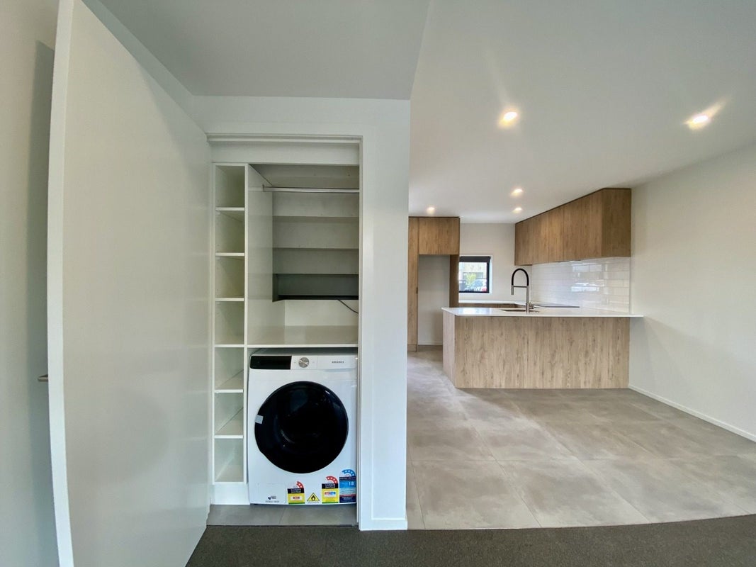 6/314 Worcester Street, Linwood, Christchurch - Carousel 2