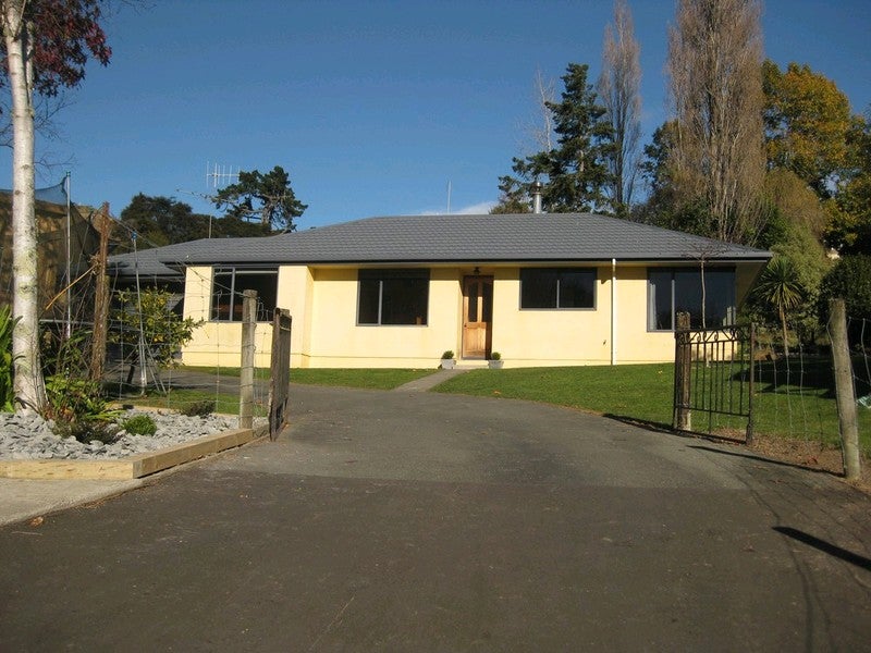 15 Newman Drive, Enner Glynn, Nelson - Carousel 1