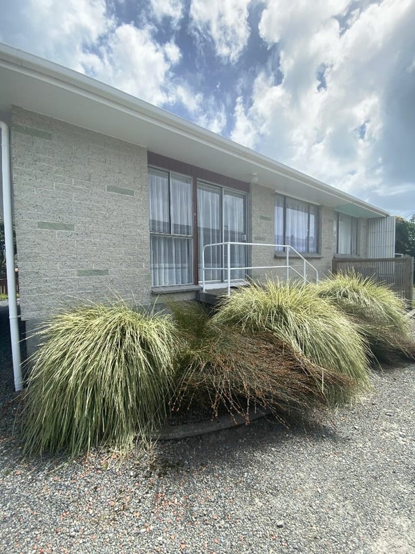 4/12 Jillett Street, Titahi Bay, Porirua - Carousel 2