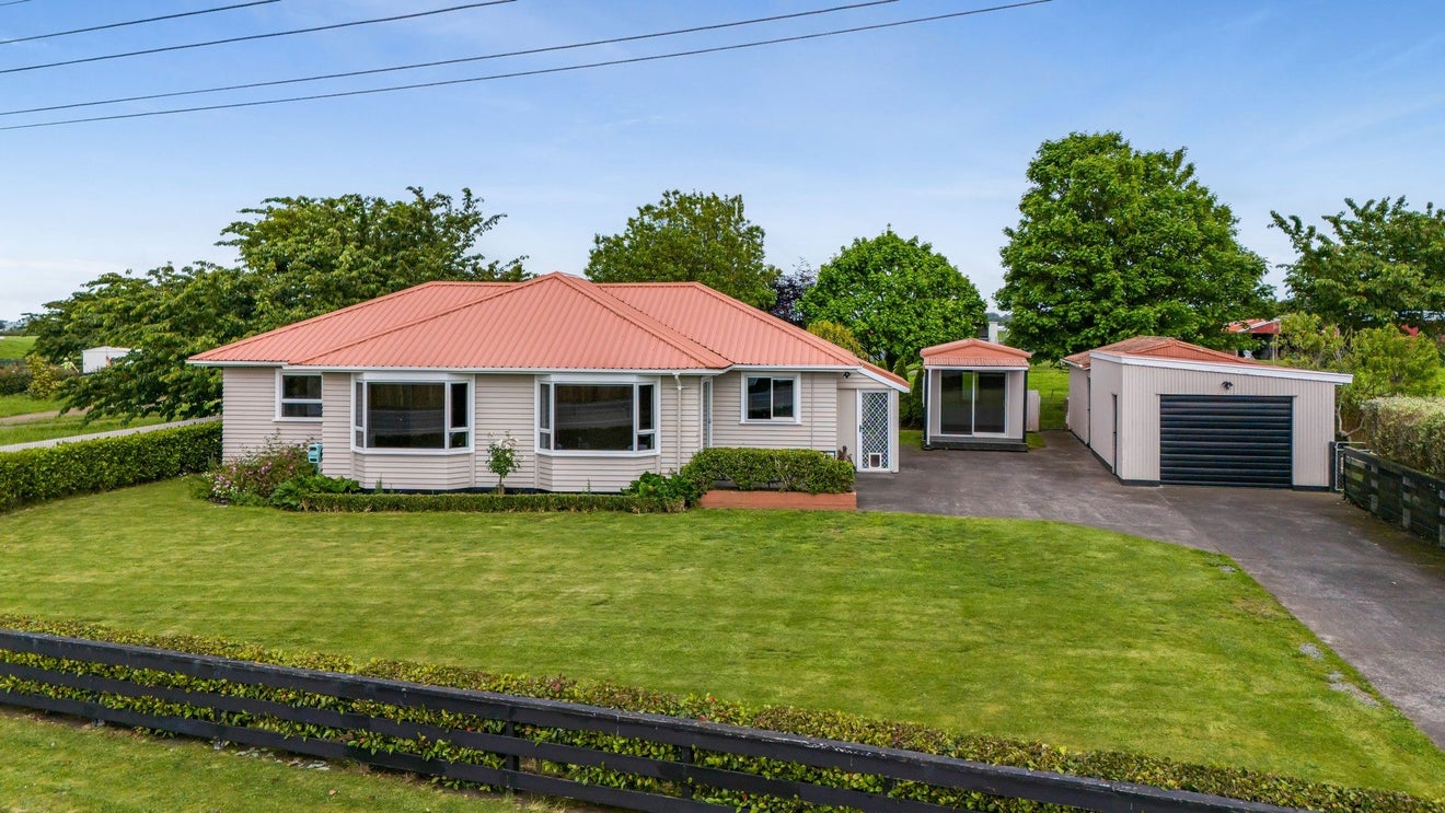 33 High Street, Eltham, Eltham - Carousel 1