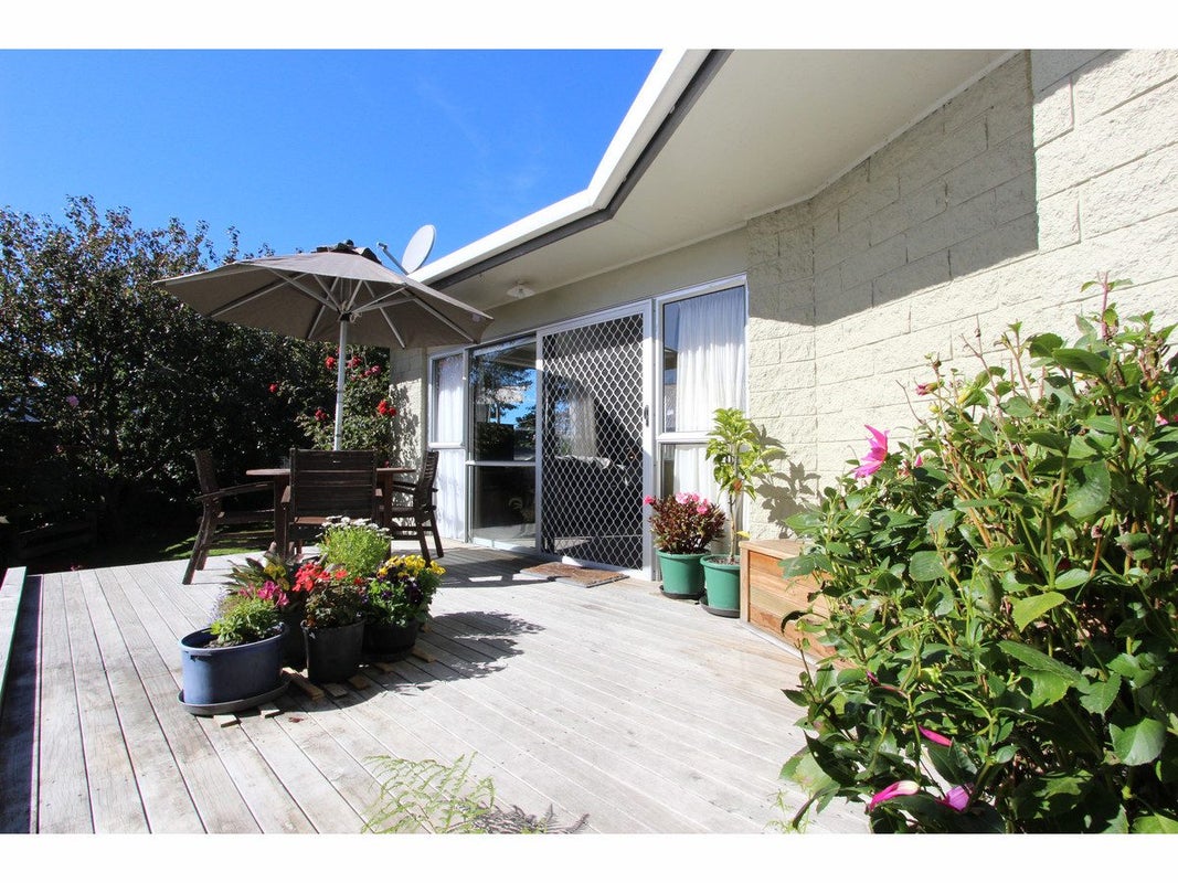21 Shirtliff Street, Riversdale, Blenheim - Carousel 1