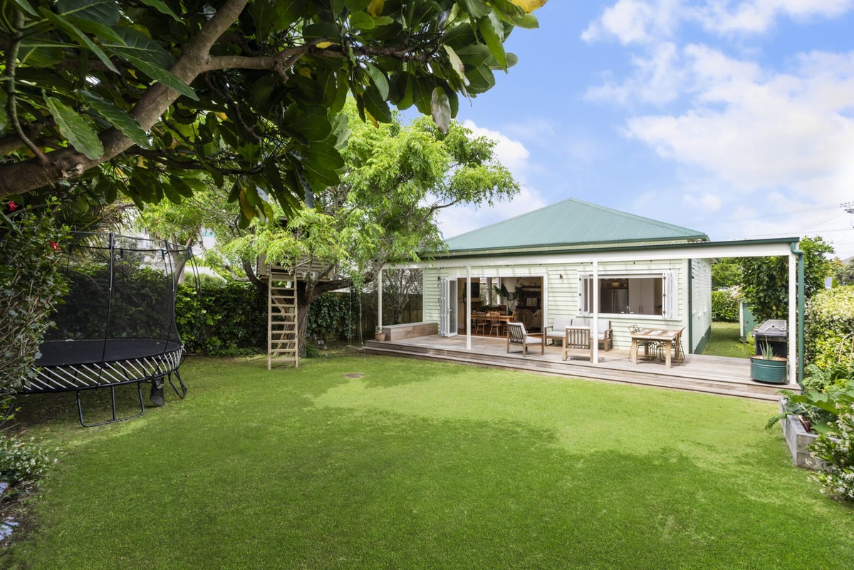 122 Victoria Street, Onehunga, Auckland - Carousel 1