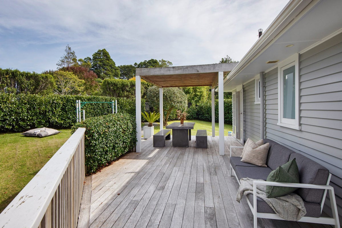 130 Holly Street, Avondale, Auckland - Carousel 2