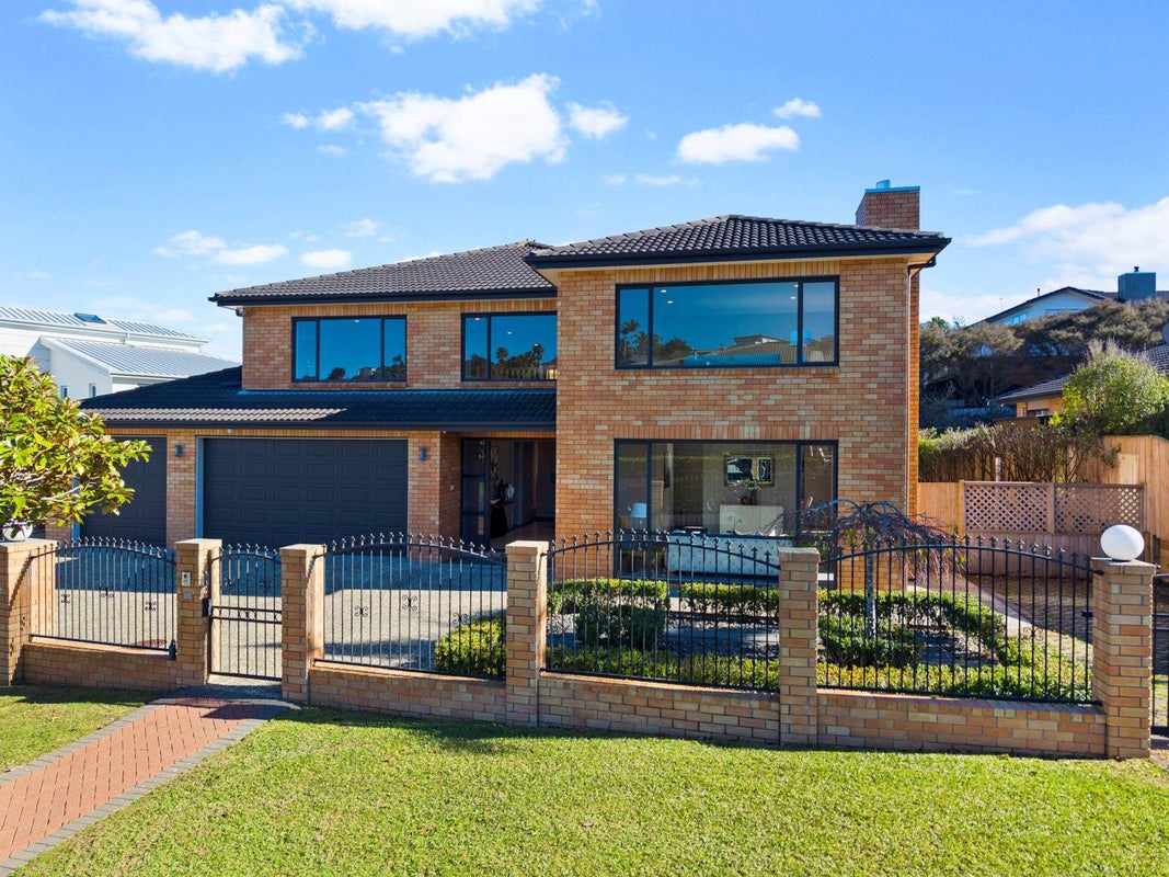 20 Kilkelly Avenue, Pinehill, Auckland - Carousel 1