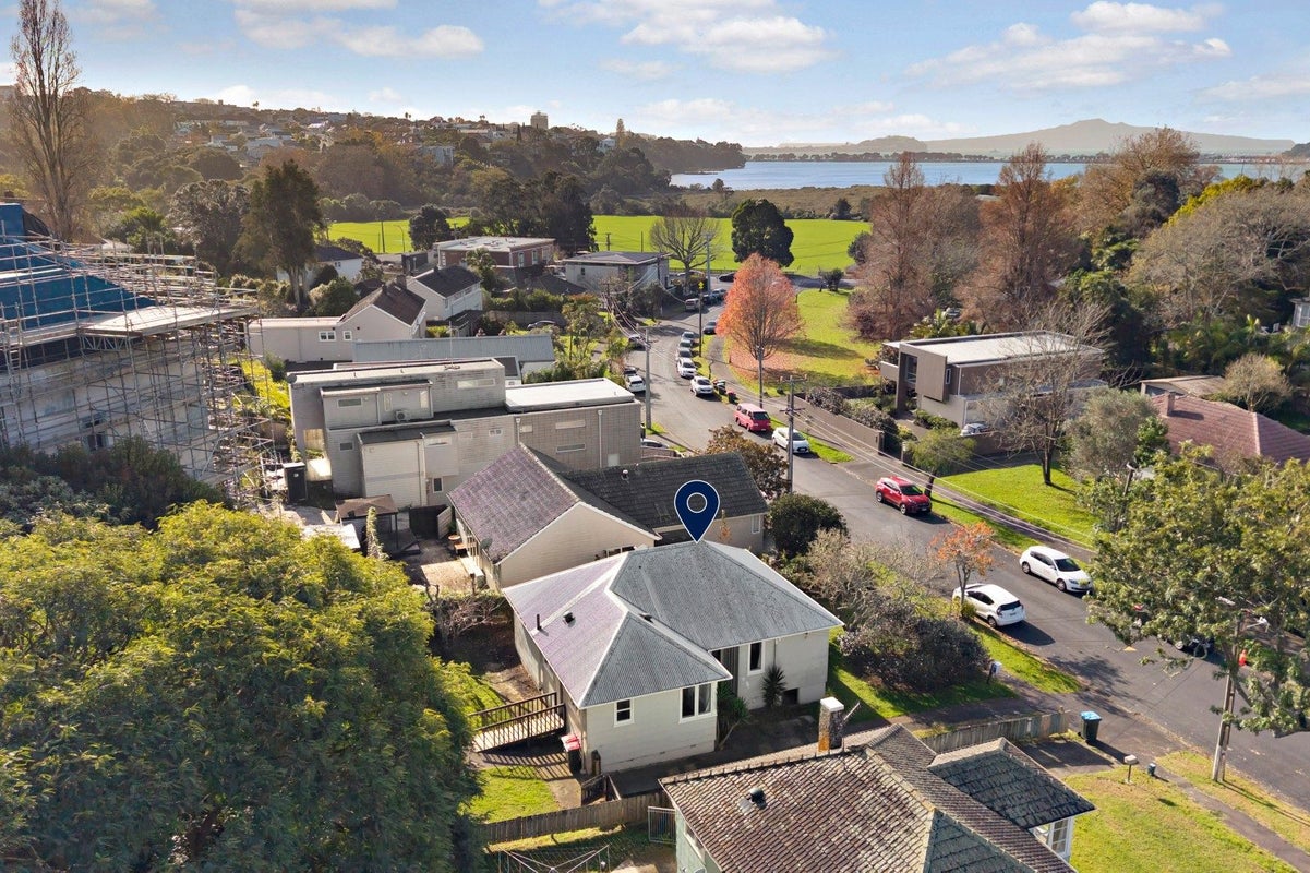 19 Hapua Street, Remuera, Auckland - Carousel 2