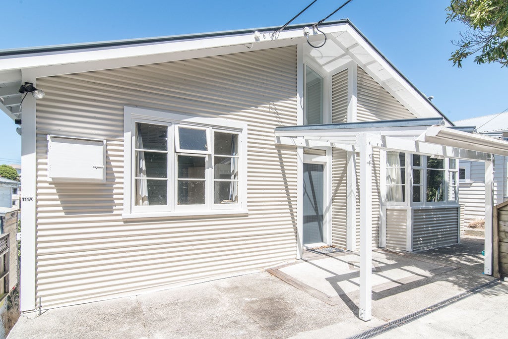 111 Hataitai Road, Hataitai, Wellington - Carousel 1