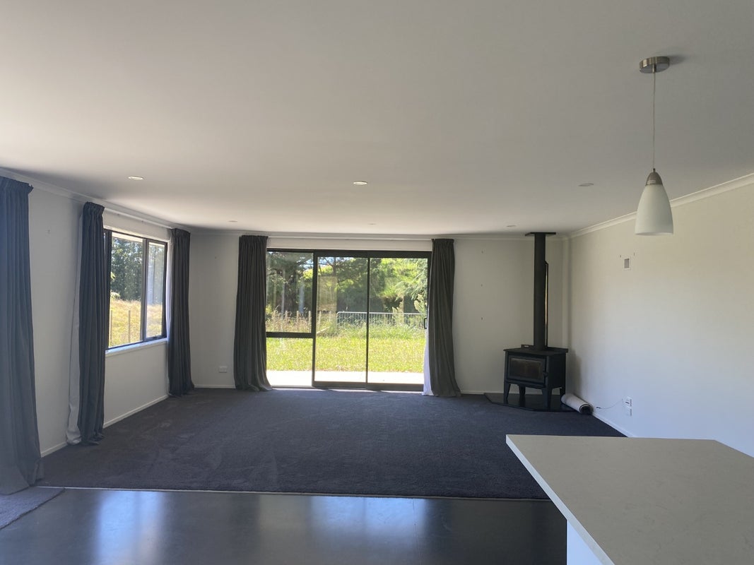 68 Saxton Road, Upper Vogeltown, New Plymouth - Carousel 1