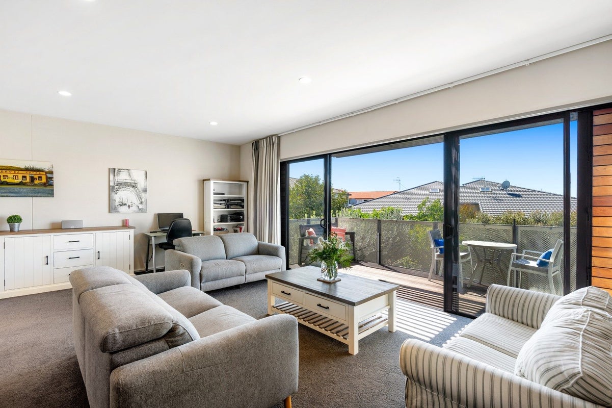 15 Barry Street, Ahuriri, Napier - Carousel 2