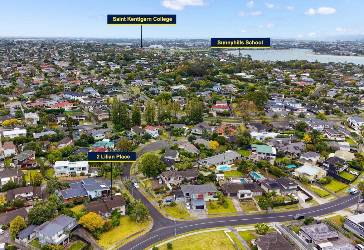 2 Lilian Place, Farm Cove, Auckland - Carousel 20