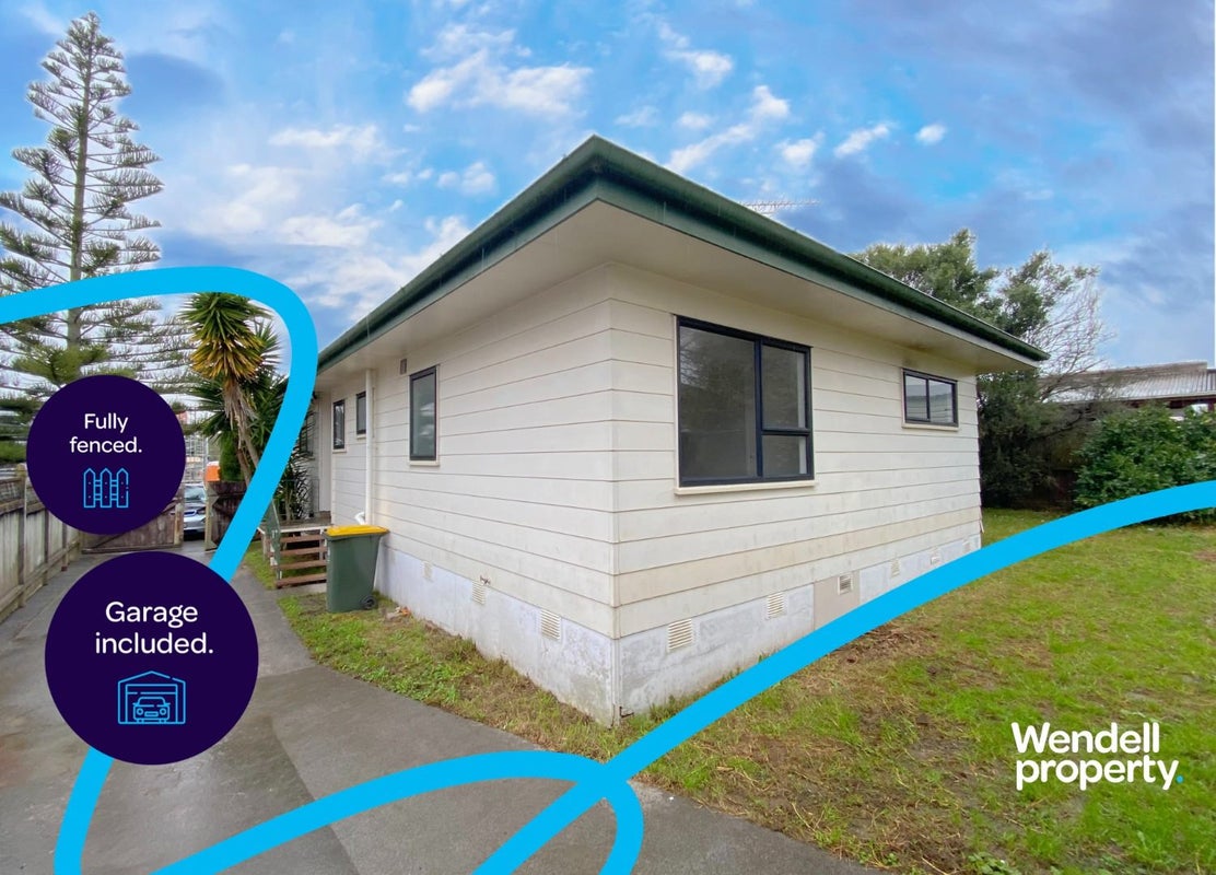 8 Riverton Drive, Randwick Park, Auckland - Carousel 1