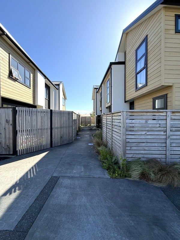 11/35 Rata Street, Naenae, Lower Hutt - Carousel 10