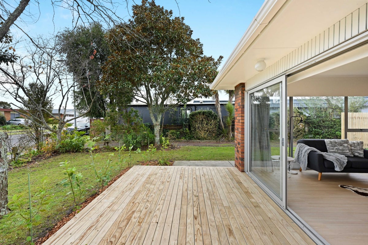 4 Sandringham Road, Enderley, Hamilton - Carousel 15