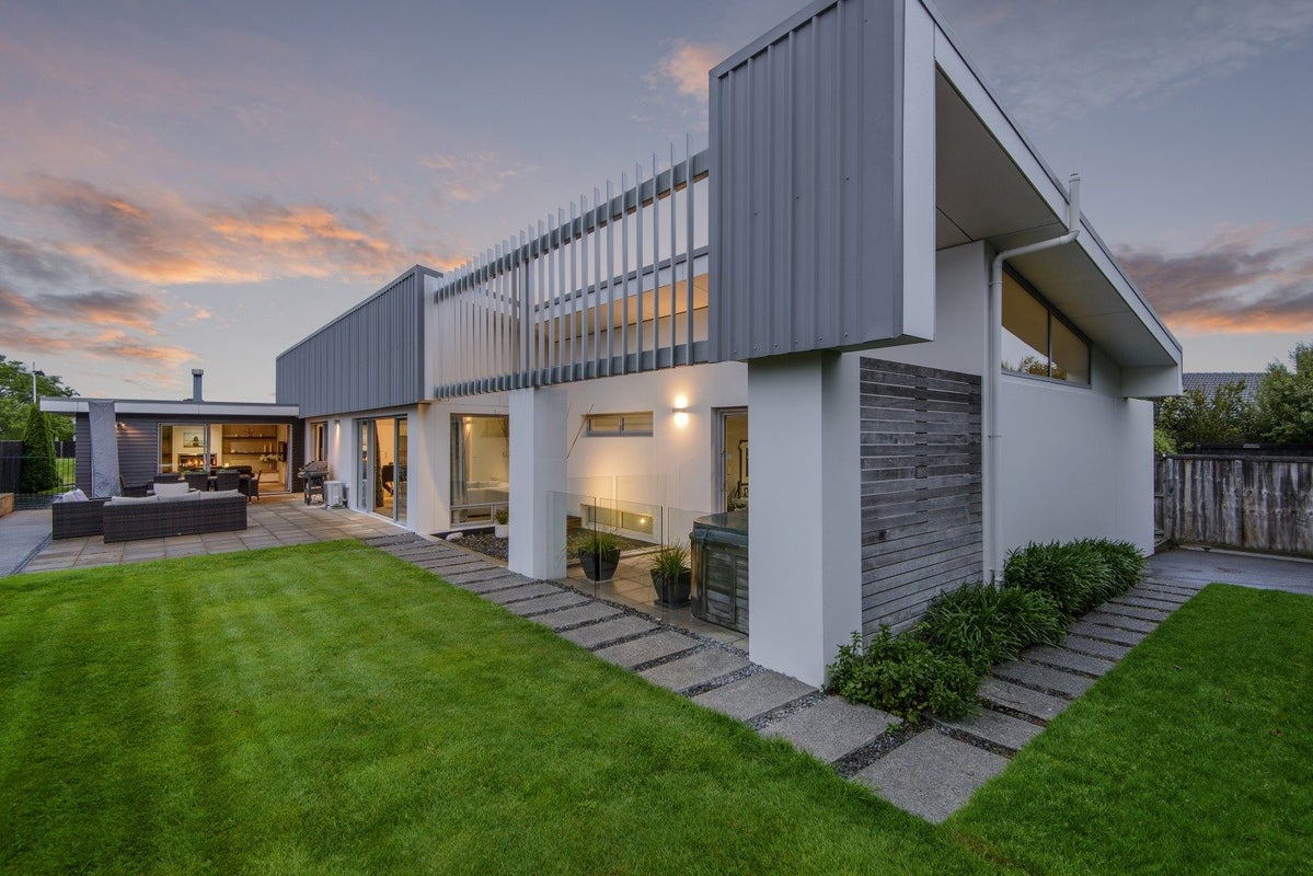 15 Teagarden Close, Mairehau, Christchurch - Carousel 1