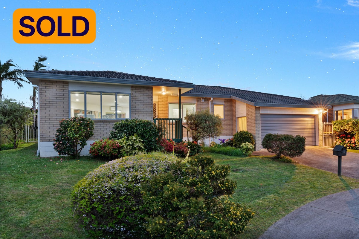 7 Jelicich Court, Henderson, Auckland - Carousel 1