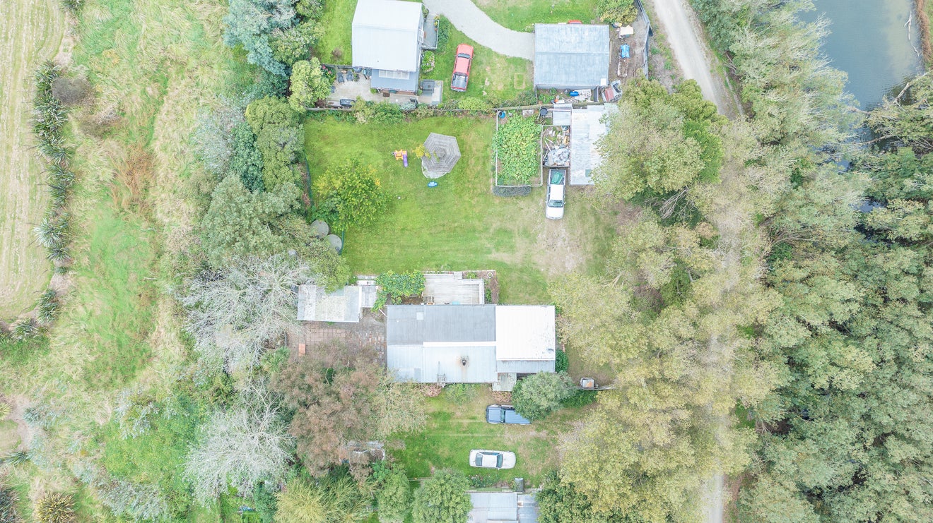 23 Stopbank Road, Milford - Carousel 32