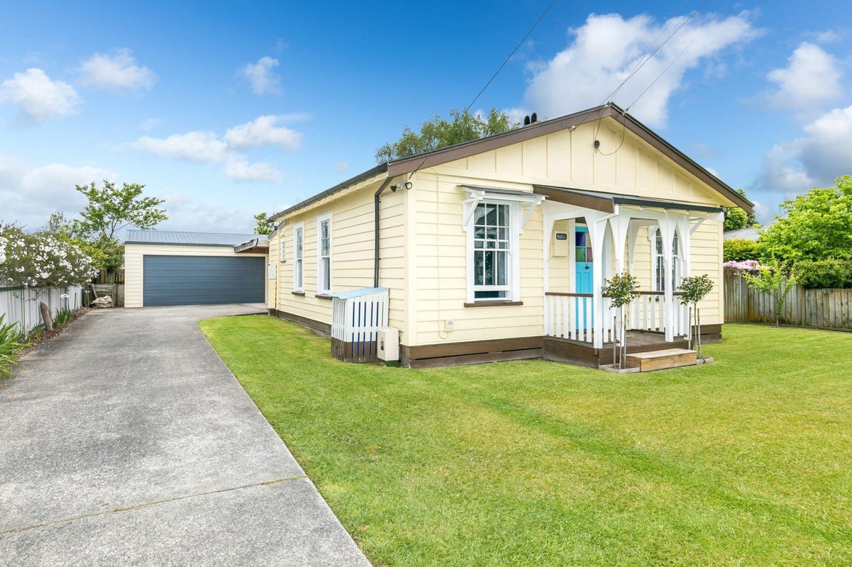 40 Weka Street, Frankton, Hamilton - Carousel 1